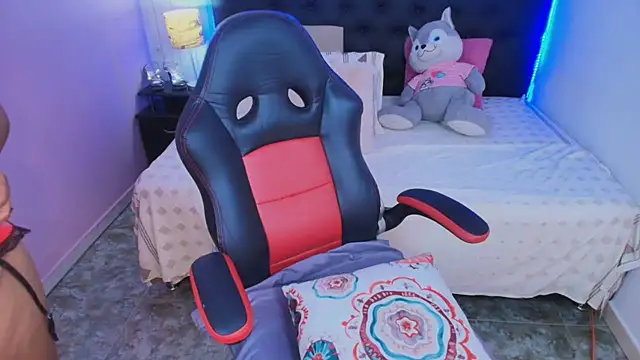 italy   boobs online show from 24, 4, 2026