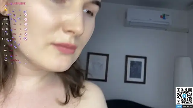 Maria Bowie online show from 28, 2, 2025