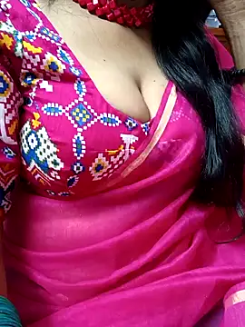 Snapshot of amala_ss chatting on 8, 1, 2025 amala ss online show from 8, 1, 2025