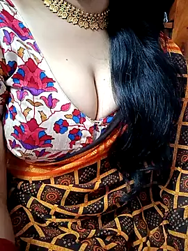 Snapshot of amala_ss chatting on 1, 2, 2025 amala ss online show from 1, 2, 2025