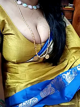 Snapshot of amala_ss chatting on 10, 2, 2025 amala ss online show from 10, 2, 2025