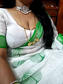 Snapshot of amala_ss chatting on 24, 2, 2025 amala ss online show from 24, 2, 2025