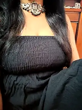 Snapshot of amala_ss chatting on 25, 2, 2025 amala ss online show from 25, 2, 2025