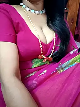 Snapshot of amala_ss chatting on 7, 3, 2025 amala ss online show from 7, 3, 2025