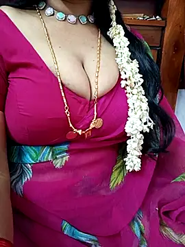 Snapshot of amala_ss chatting on 10, 3, 2025 amala ss online show from 10, 3, 2025