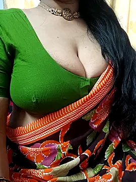 Snapshot of amala_ss chatting on 1, 10, 2025 amala ss online show from 1, 10, 2025