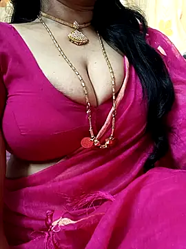 Snapshot of amala_ss chatting on 22, 10, 2025 amala ss online show from 22, 10, 2025