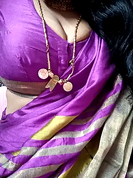 Snapshot of amala_ss chatting on 4, 11, 2025 amala ss online show from 4, 11, 2025