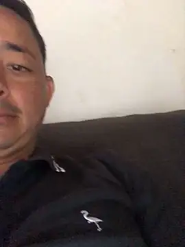 Snapshot of isacalejandroo chatting on 14, 1, 2025 isacalejandroo online show from 14, 1, 2025