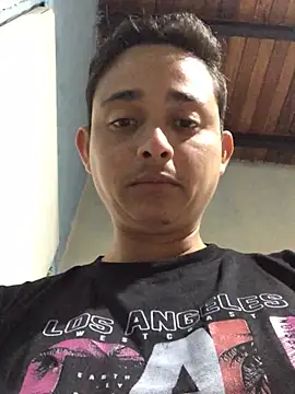 Snapshot of isacalejandroo chatting on 27, 1, 2025 isacalejandroo online show from 27, 1, 2025