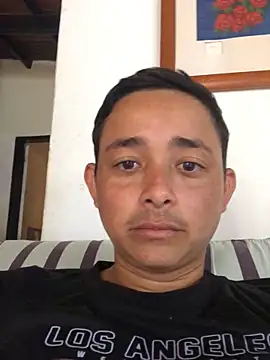 Snapshot of isacalejandroo chatting on 29, 1, 2025 isacalejandroo online show from 29, 1, 2025