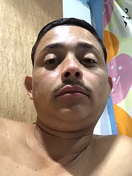 Snapshot of isacalejandroo chatting on 2, 3, 2025 isacalejandroo online show from 2, 3, 2025