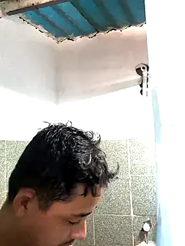 Snapshot of isacalejandroo chatting on 29, 9, 2025 isacalejandroo online show from 29, 9, 2025