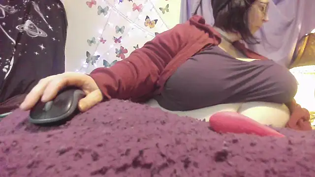 Snapshot of Alli_Kat chatting on 4, 3, 2025 Alli Kat online show from 4, 3, 2025