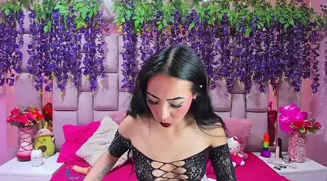 nathalia pink online show from 9, 12, 2024