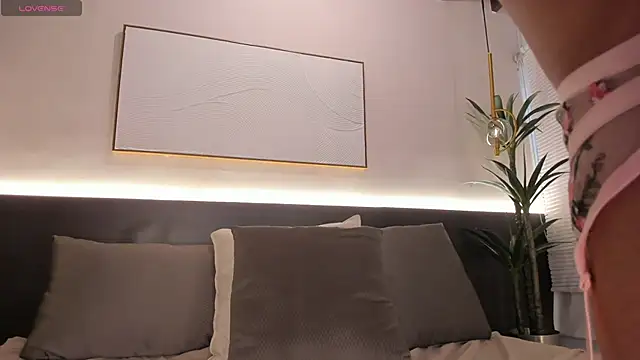 SophieBlake online show from 16, 2, 2025