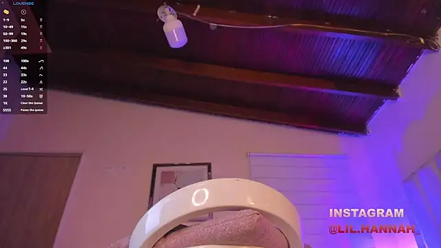 lil hanna18 online show from 18, 12, 2024