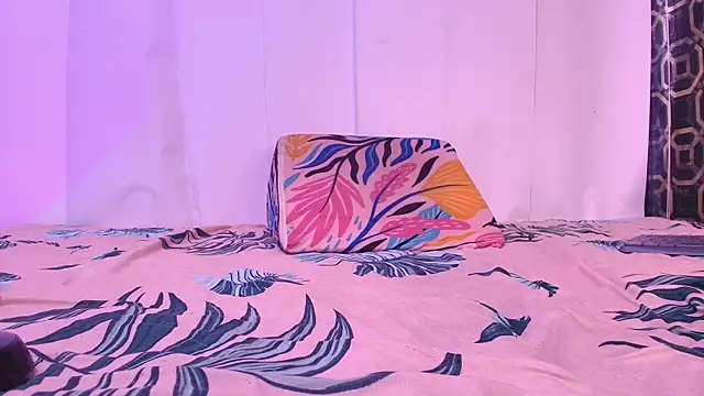 franyelimss online show from 8, 10, 2025