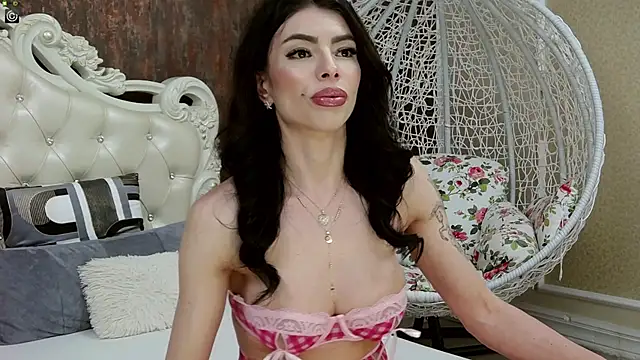 LaraDivine online show from 6, 2, 2025