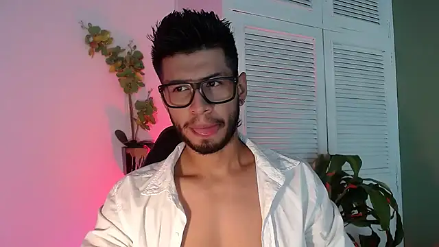 Colby brown03 online show from 16, 9, 2025