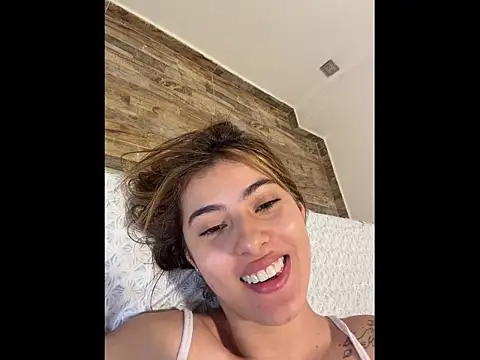 annieesweett online show from 5, 7, 2026