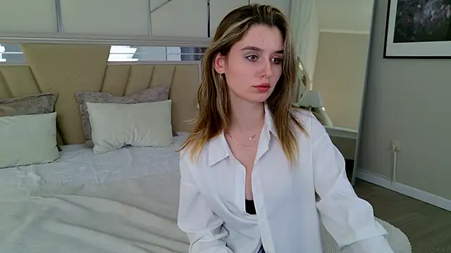 Snapshot of MarybethSnow chatting on 20, 1, 2025 MarybethSnow online show from 20, 1, 2025