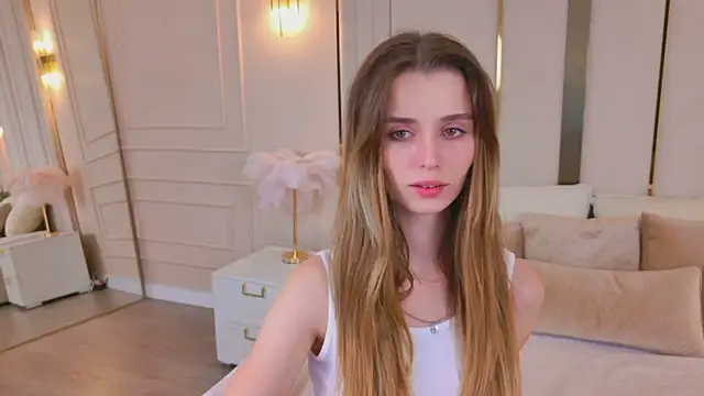 MarybethSnow online show from 28, 6, 2026