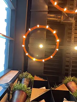 SuzieMurray online show from 30, 12, 2024