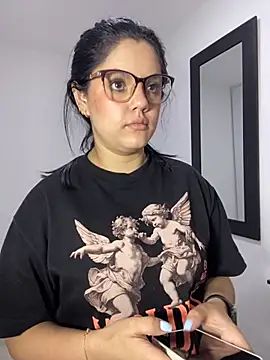 kimberlyhills1 online show from 12, 10, 2025