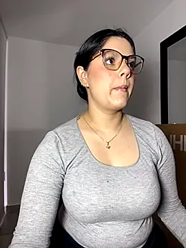 kimberlyhills1 online show from 4, 11, 2025