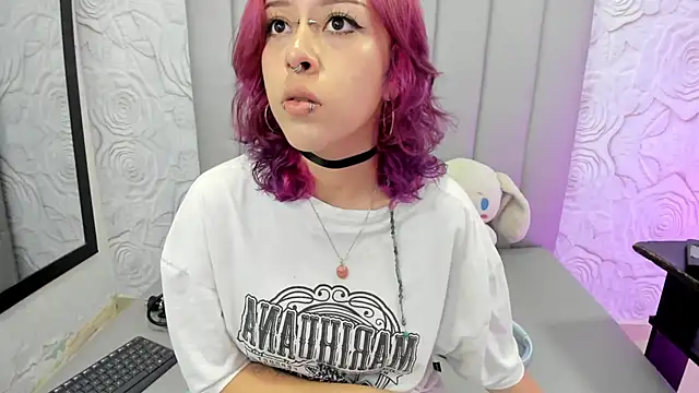 AlexaFoxy18 online show from 29, 4, 2026