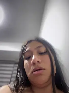 Im Little online show from 13, 2, 2025