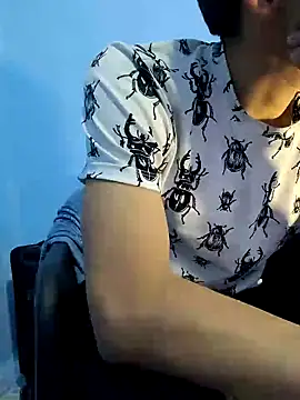 charlesss19 online show from 27, 2, 2025