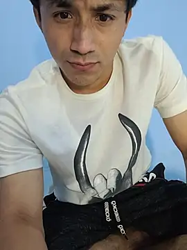 charlesss19 online show from 3, 11, 2025