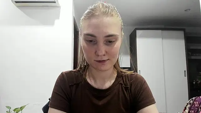 ReddHotPipper online show from 30, 6, 2026
