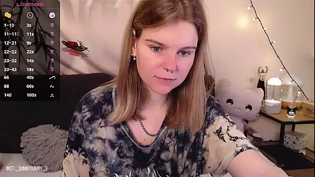 Moona xx online show from 8, 12, 2024