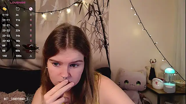 Moona xx online show from 17, 12, 2024