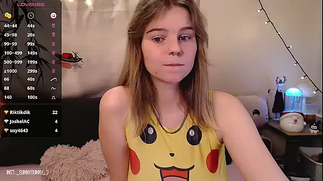 Moona xx online show from 26, 12, 2024