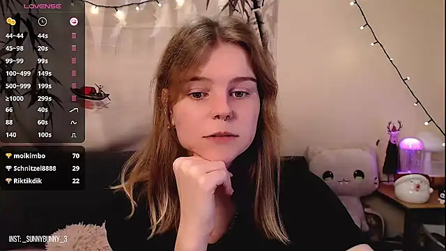 Moona xx online show from 27, 12, 2024