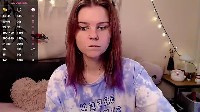 Moona xx online show from 1, 1, 2025