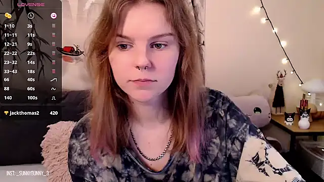 Moona xx online show from 27, 1, 2025