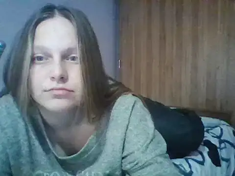 Evasapples online show from 23, 2, 2025