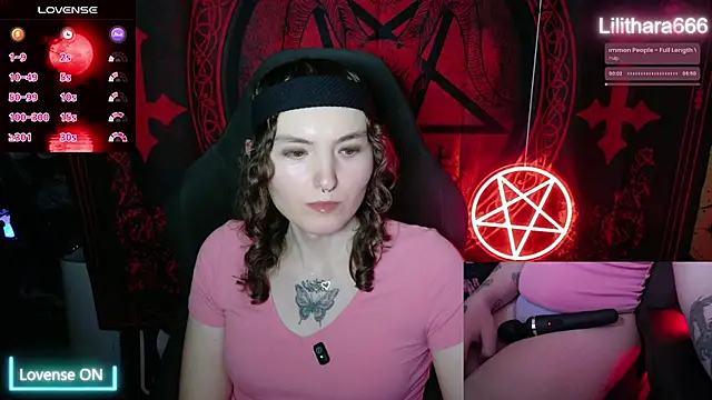 Snapshot of BrandiWRLD_999 chatting on 5, 11, 2025 BrandiWRLD 999 online show from 5, 11, 2025