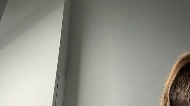 elisa moon online show from 14, 1, 2025