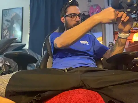 Snapshot of slutty_guy12 chatting on 13, 3, 2025 slutty guy12 online show from 13, 3, 2025