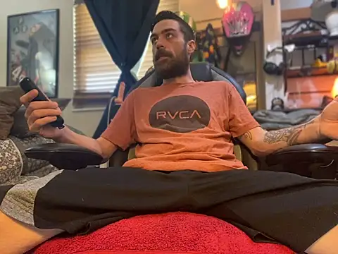 Snapshot of slutty_guy12 chatting on 14, 3, 2025 slutty guy12 online show from 14, 3, 2025