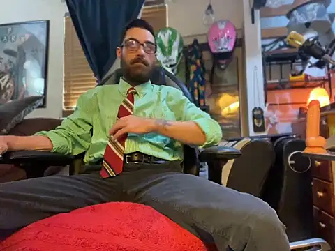 Snapshot of slutty_guy12 chatting on 17, 3, 2025 slutty guy12 online show from 17, 3, 2025