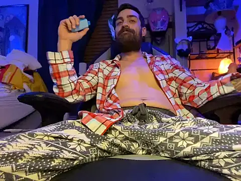 Snapshot of slutty_guy12 chatting on 19, 3, 2025 slutty guy12 online show from 19, 3, 2025