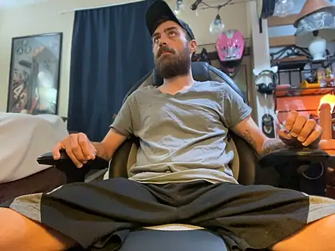 Snapshot of slutty_guy12 chatting on 19, 3, 2025 slutty guy12 online show from 19, 3, 2025