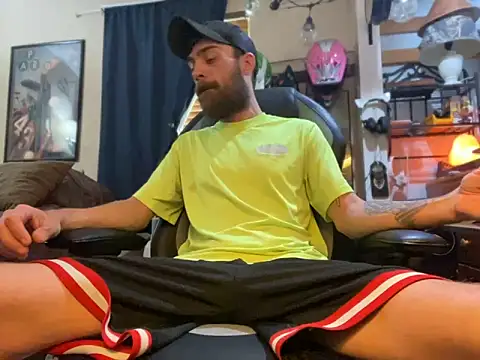 Snapshot of slutty_guy12 chatting on 21, 3, 2025 slutty guy12 online show from 21, 3, 2025